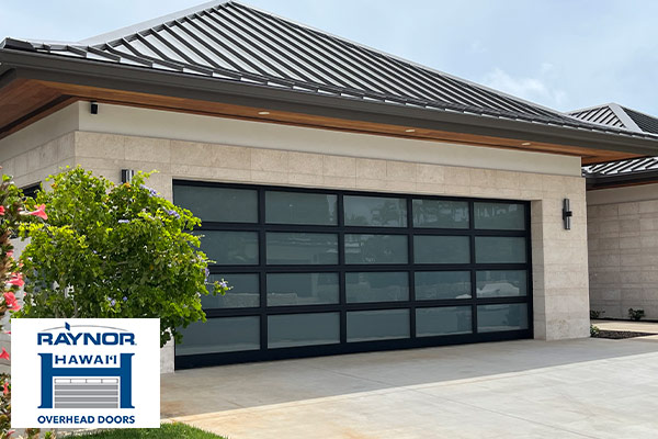 image of garage door by Raynor Hawaii